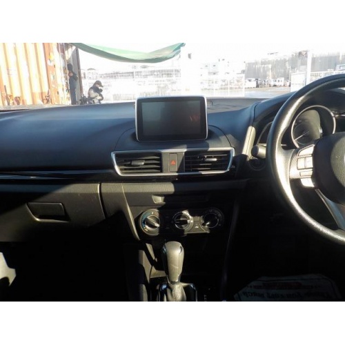 axela_6_1274257465