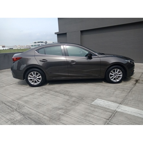 basic_mazda_4