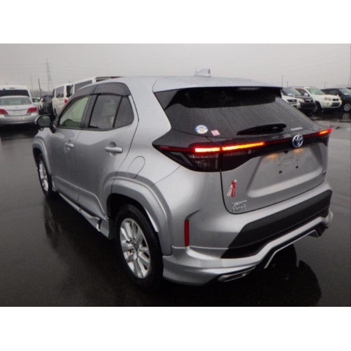 yaris_4_1640880847
